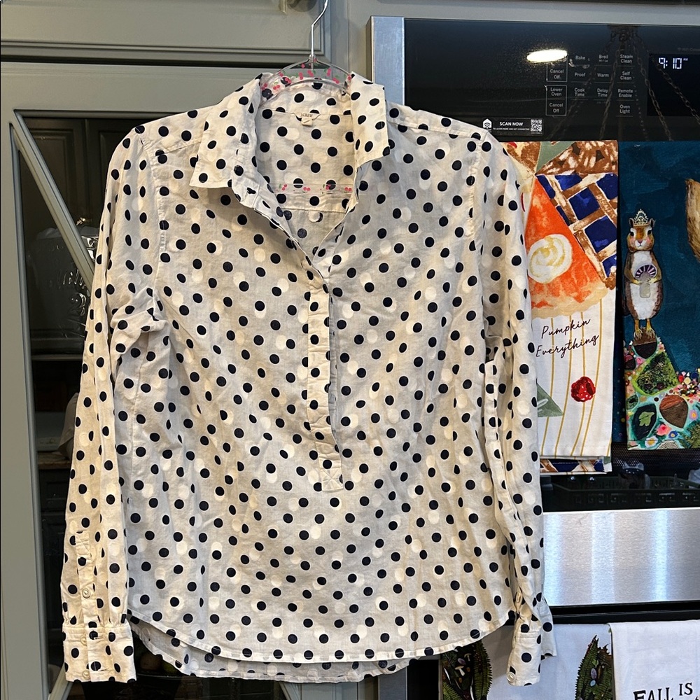 J. Crew Textured Navy and Cream Cotton Polka Dot Popover Buttonup Shirt 8